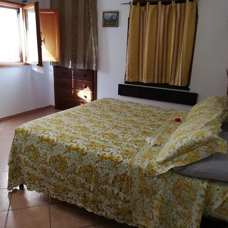 Holiday home La Casina Di *